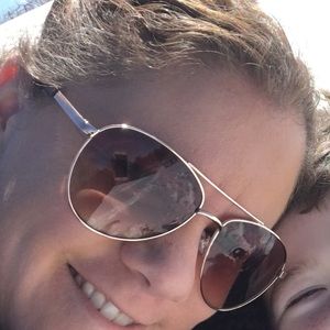 Meet your Posher, Ann